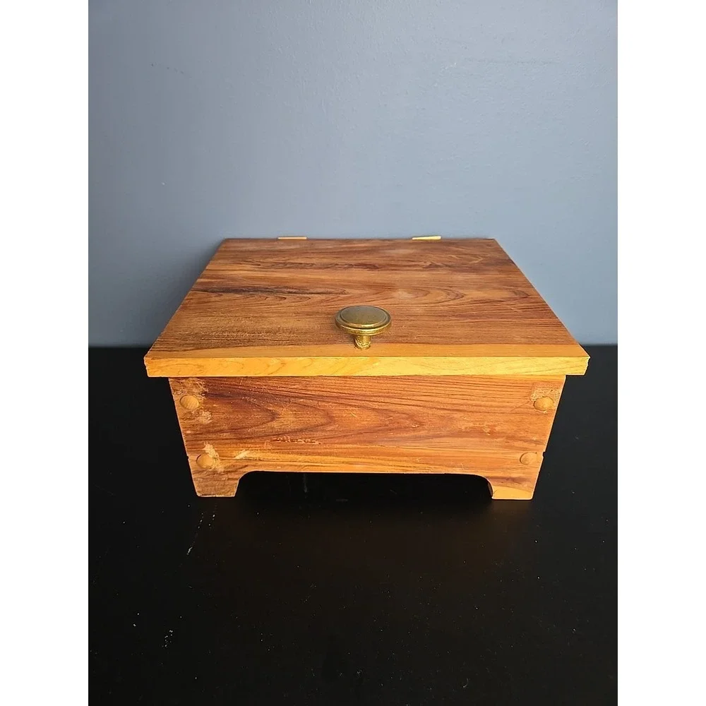 VTG Handcrafted Wooden Lidded Box‎ Felt Lined Thick Storage Trinket Cigar Hidden
